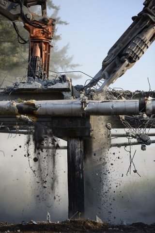 Fifth Plain Creek Bridge demolition, August 2015.